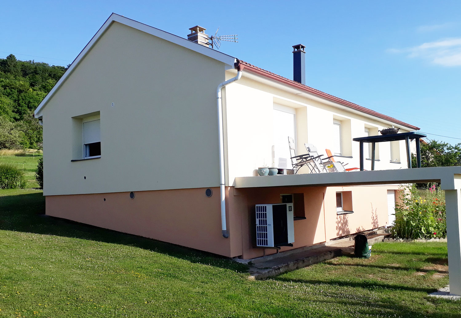 Façade rénovée et nettoyée à Nancy après intervention